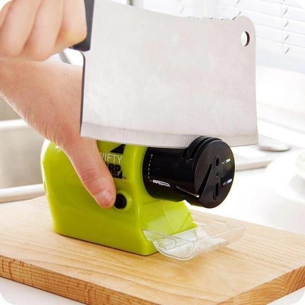 Dụng cụ mài dao kéo đa năng Swifty Sharp dùng pin tiện lợi