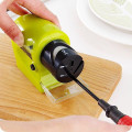 Dụng cụ mài dao kéo đa năng Swifty Sharp dùng pin tiện lợi
