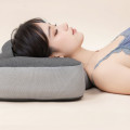 Gối công thái học cao su non nâng đỡ cổ vai gáy hỗ trợ ngủ êm ái Ema